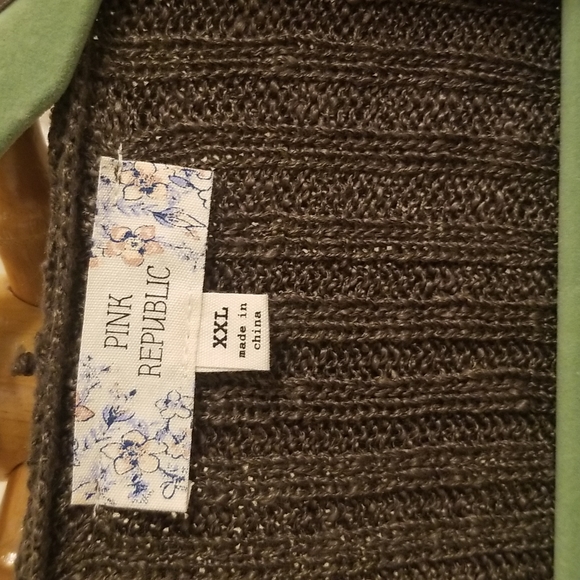 Pink Republic Olive Cardigan with Hoodie - Picture 2 of 9